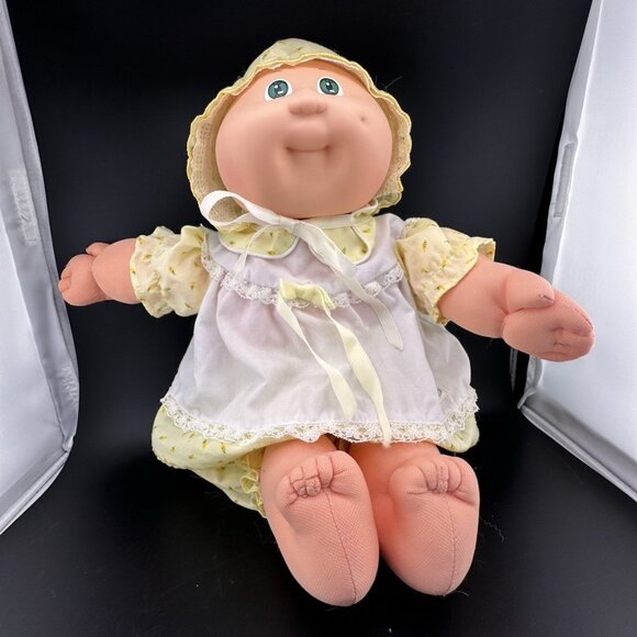 Cabbage Patch Kids Preemie Doll Coleco Yellow Tulips Bonnet Dress Bloomers READ - Picture 14 of 16